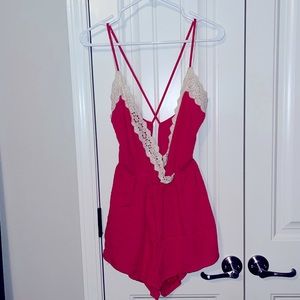 Blu Spero Red Romper *NWT* Size: M